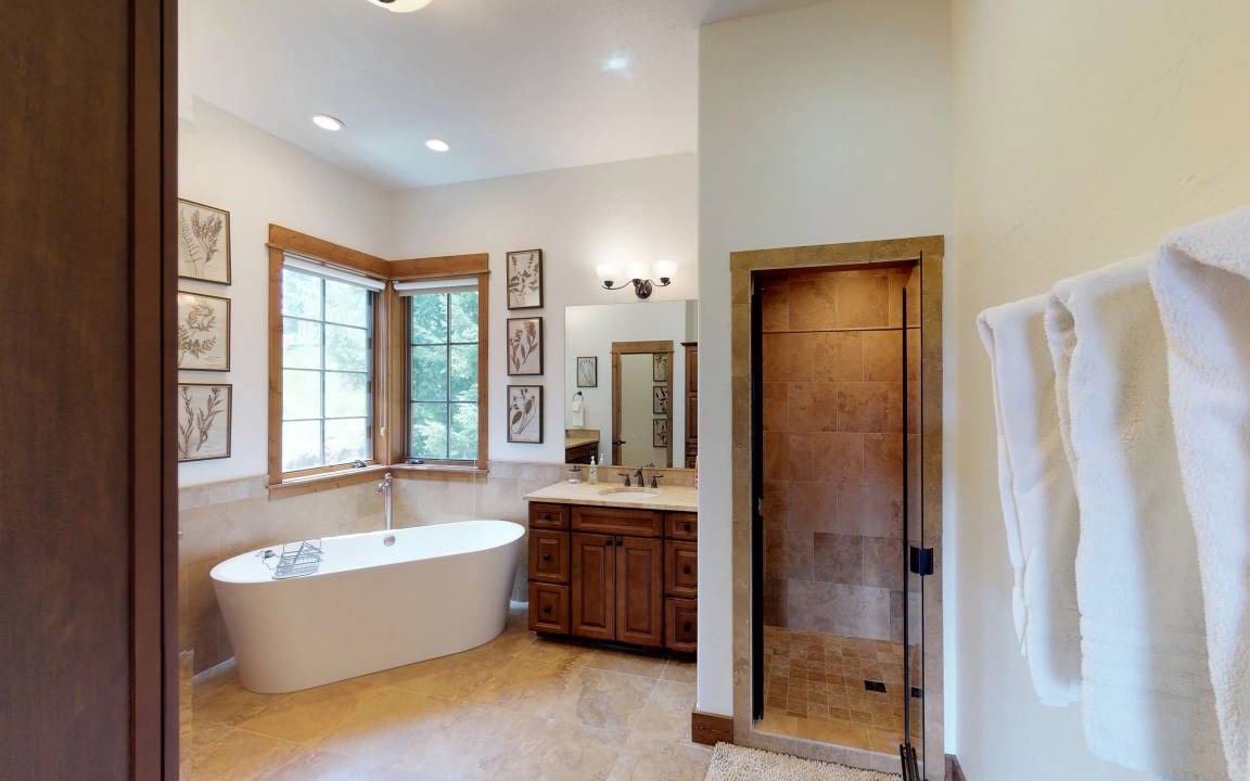Photo of Bathroom in Big Sky