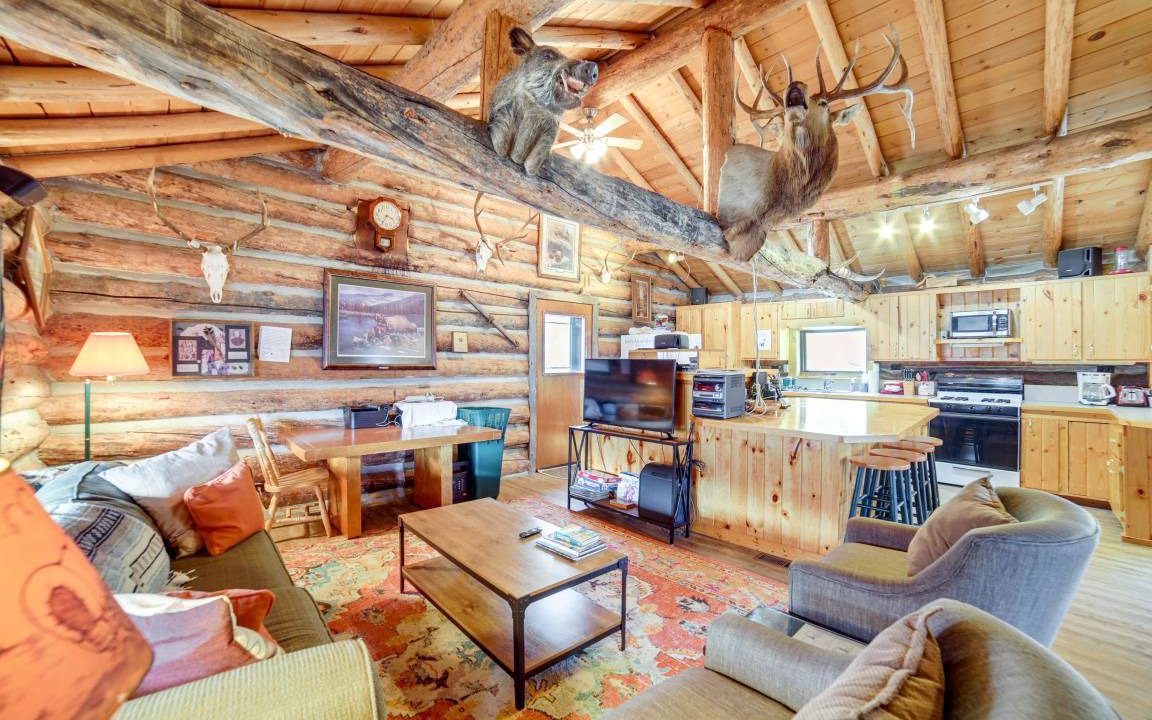 Photo of Livingroom in Big Sky