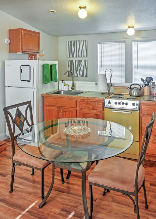 Photo of Livingroom in University District