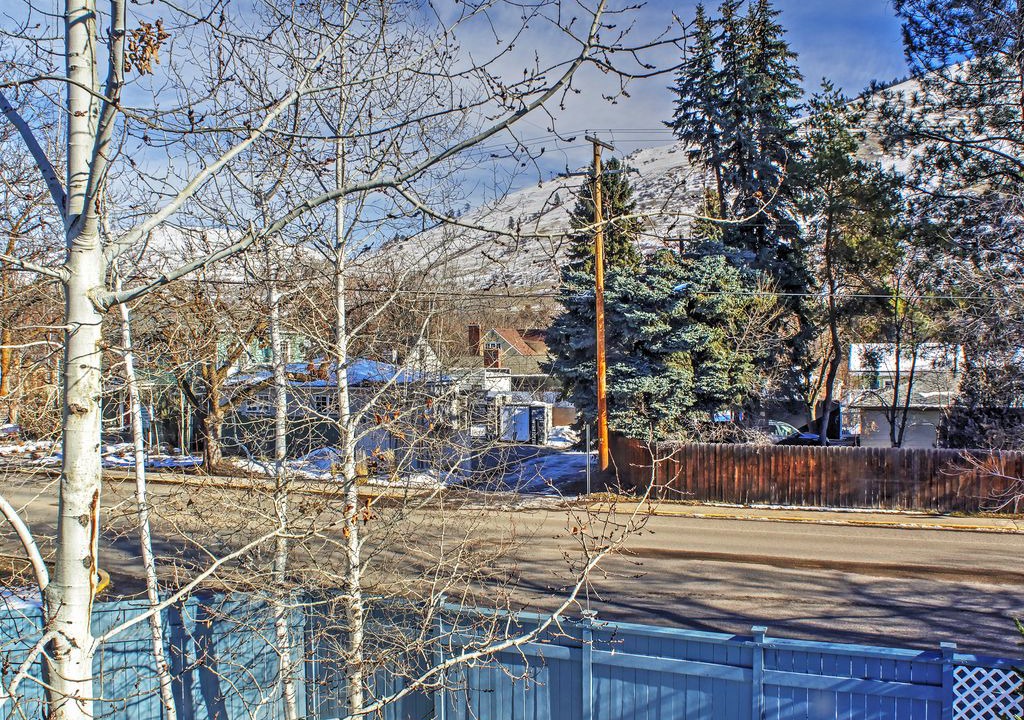 Photo of Others in University District