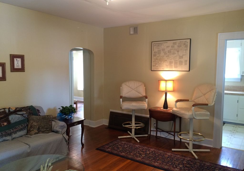 Photo of Livingroom in University District