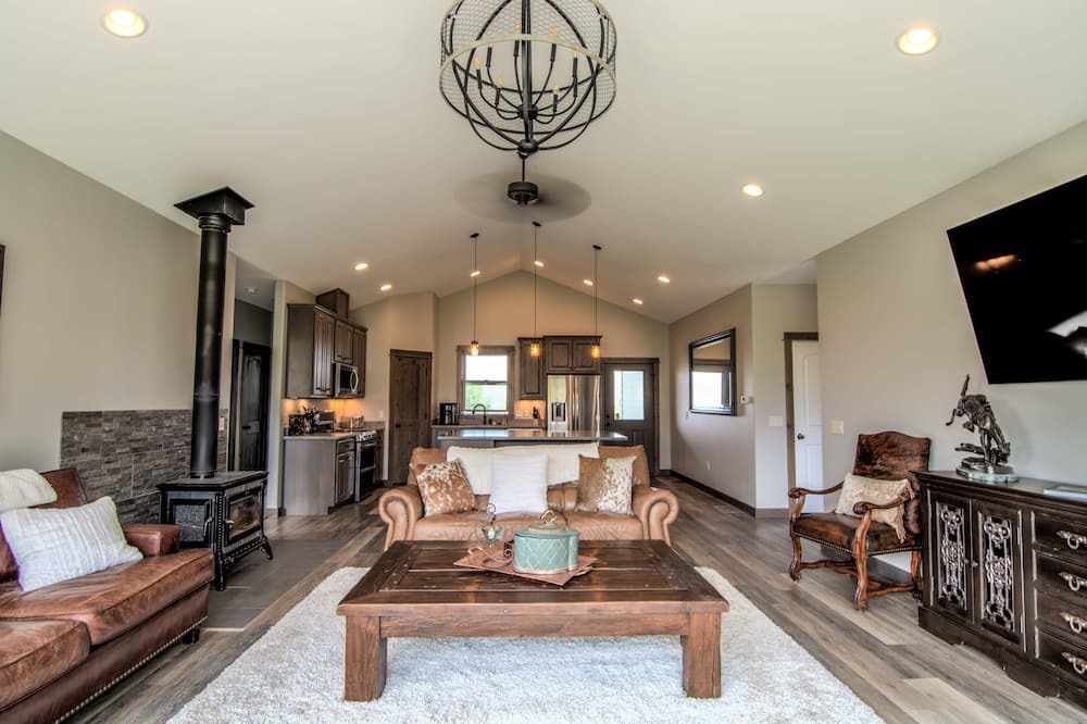 Photo of Livingroom in Livingston