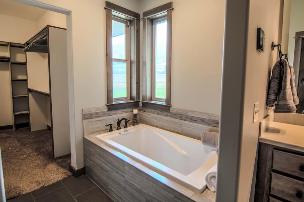 Photo of Bathroom in Livingston