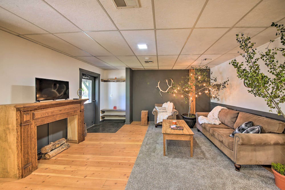 Photo of Livingroom in Noxon