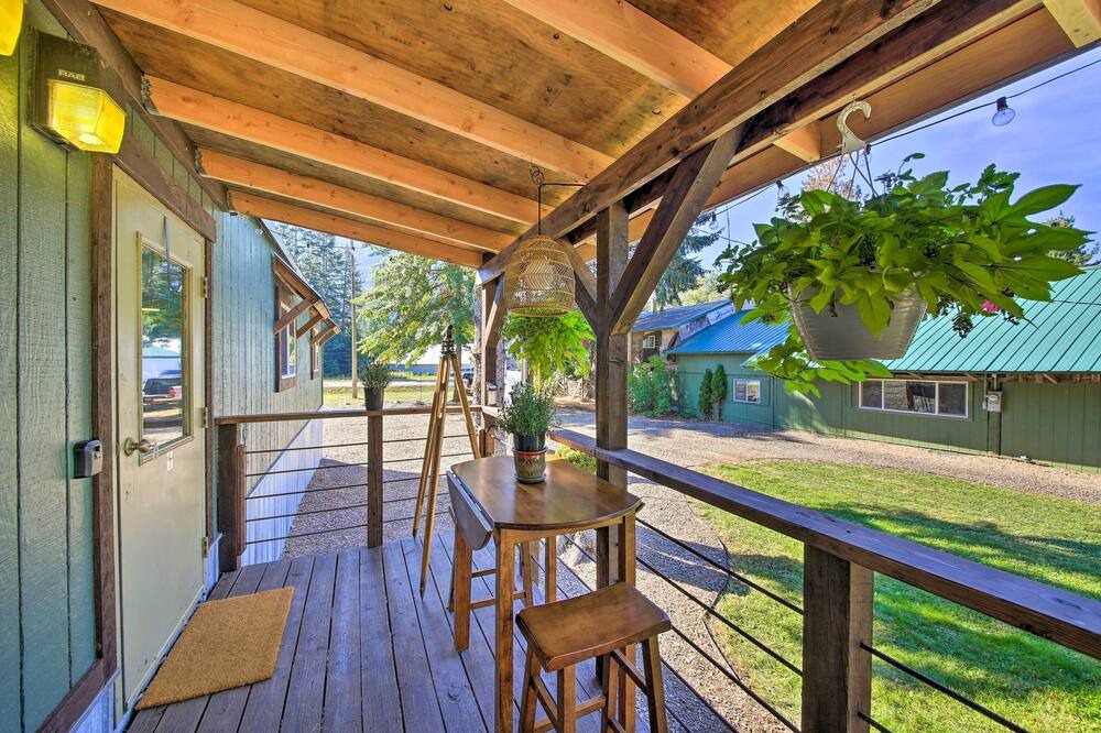 Photo of Patio Balcony in Noxon