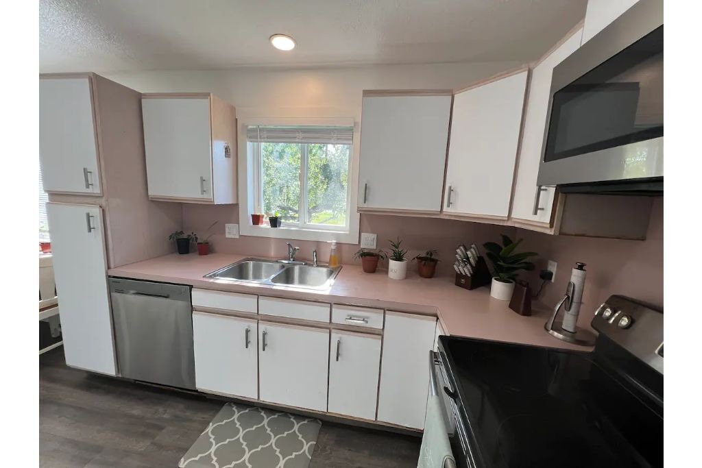 Photo of Kitchen in American Falls