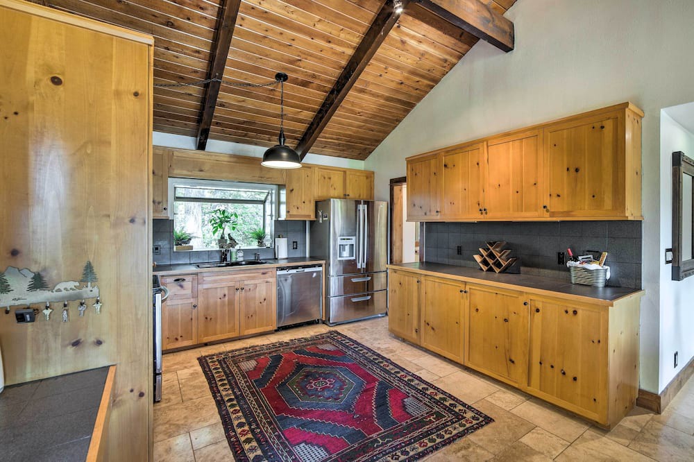 Photo of Kitchen in Whitefish