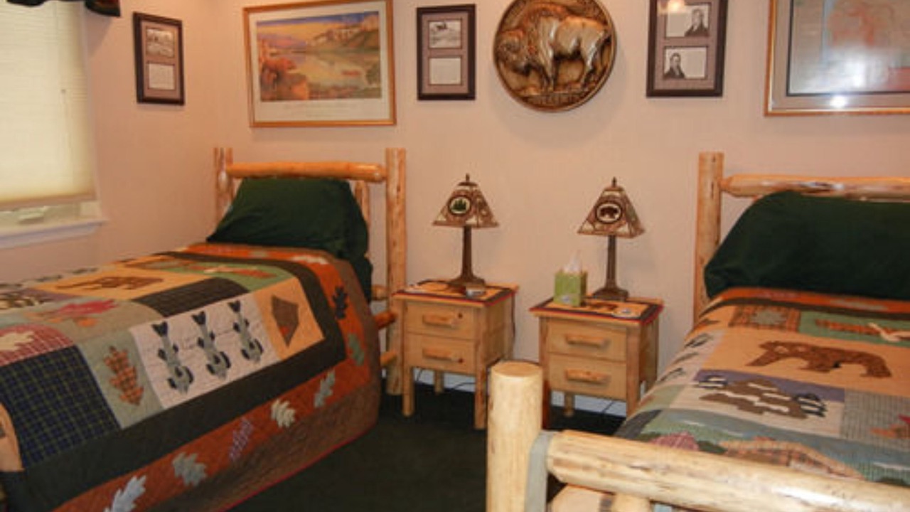 Photo of Bedroom in Thompson Falls