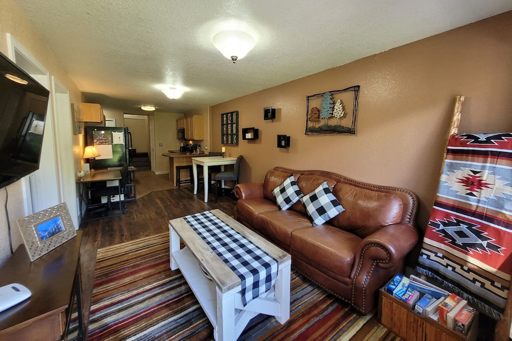 Photo of Livingroom in Superior