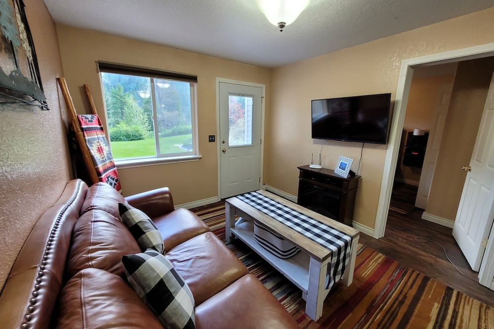 Photo of Livingroom in Superior