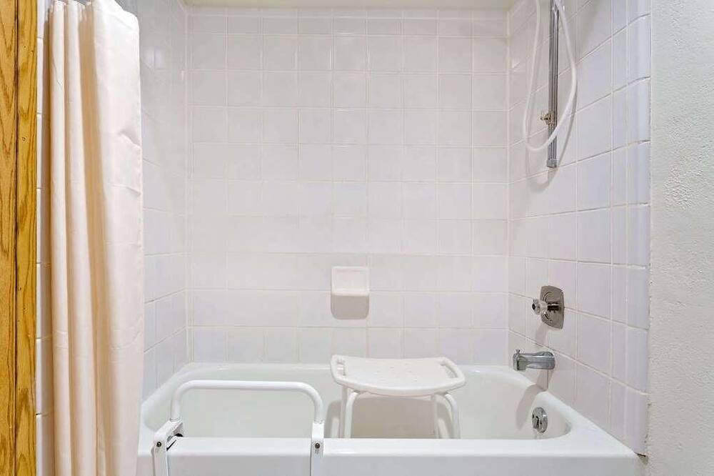 Photo of Bathroom in Evanston