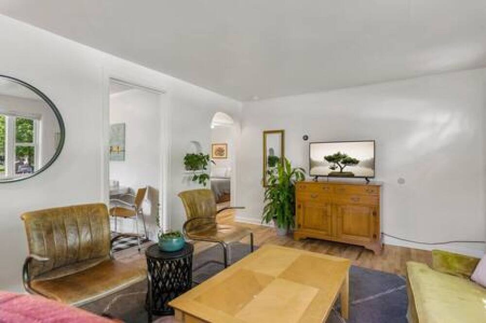 Photo of Bedroom in University Park