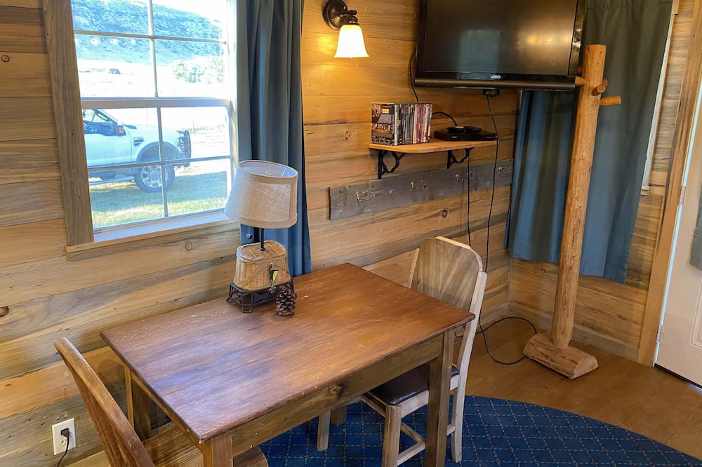 Photo of Kitchen in Absarokee