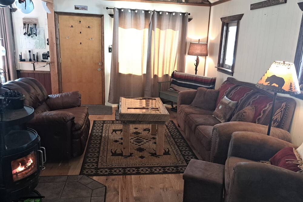 Photo of Livingroom in Wilsall