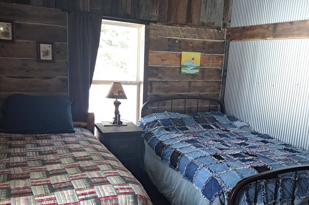 Photo of Bedroom in Wilsall