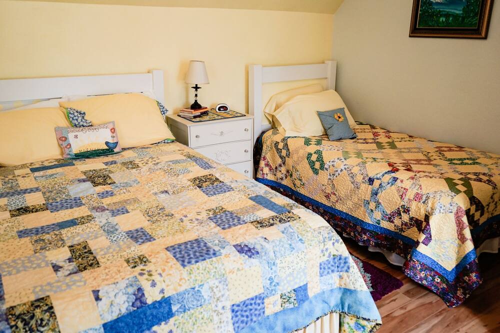 Photo of Bedroom in Twin Bridges