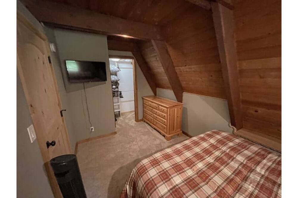 Photo of Bedroom in Heron