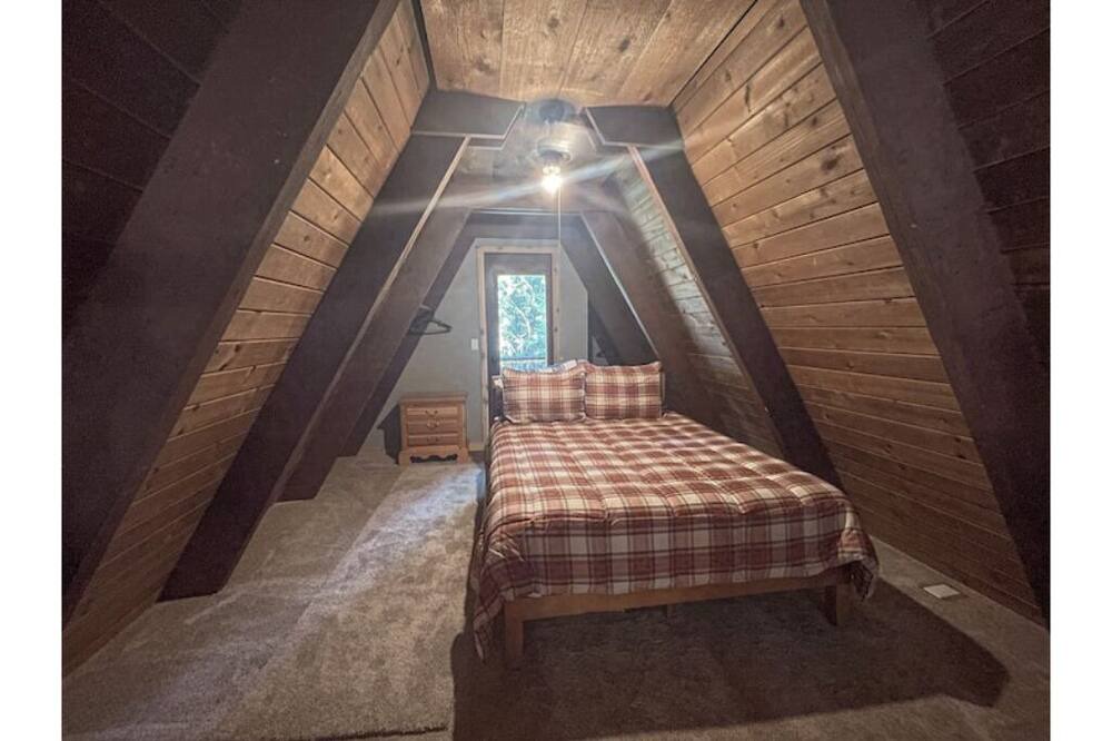 Photo of Bedroom in Heron