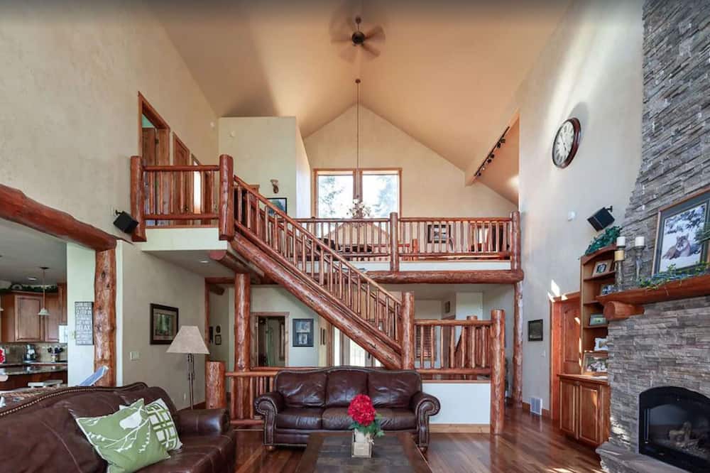 Photo of Livingroom in Marion