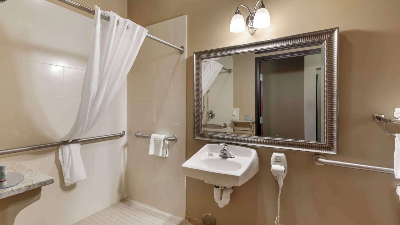 Photo of Bathroom in Sidney