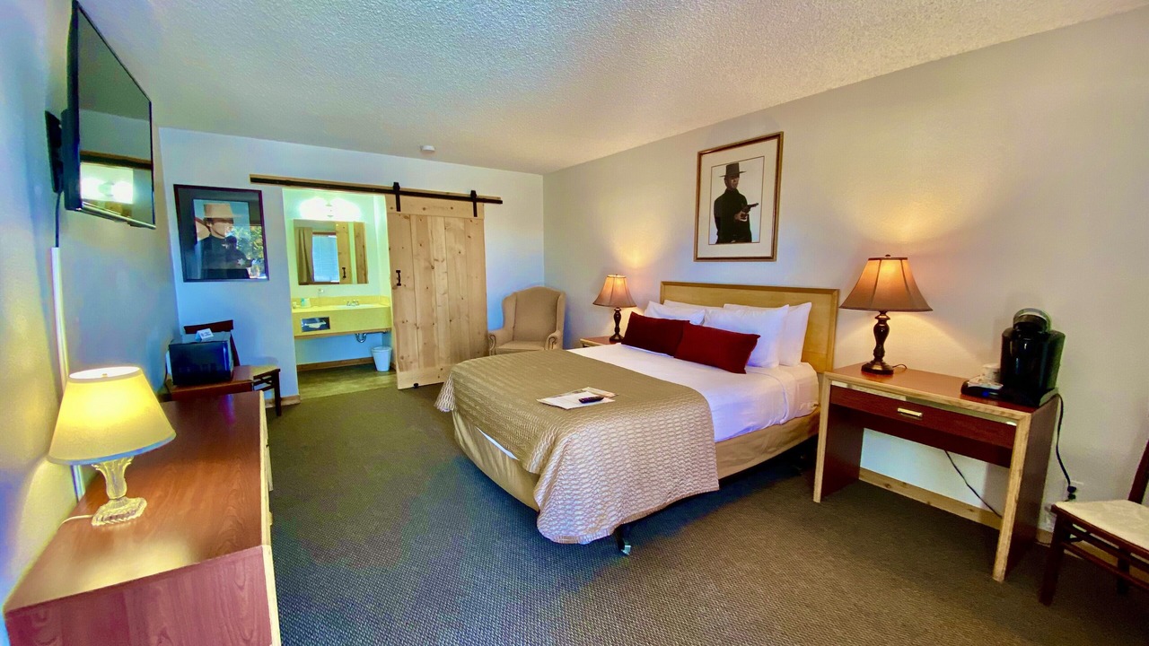 Photo of Bedroom in Deer Lodge