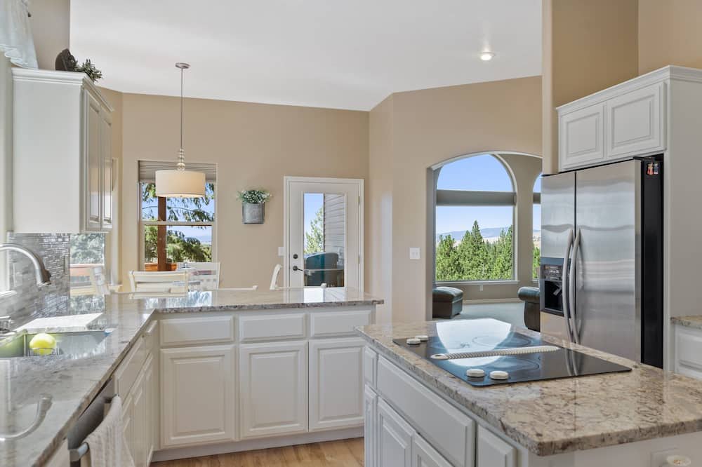 Photo of Kitchen in Mica