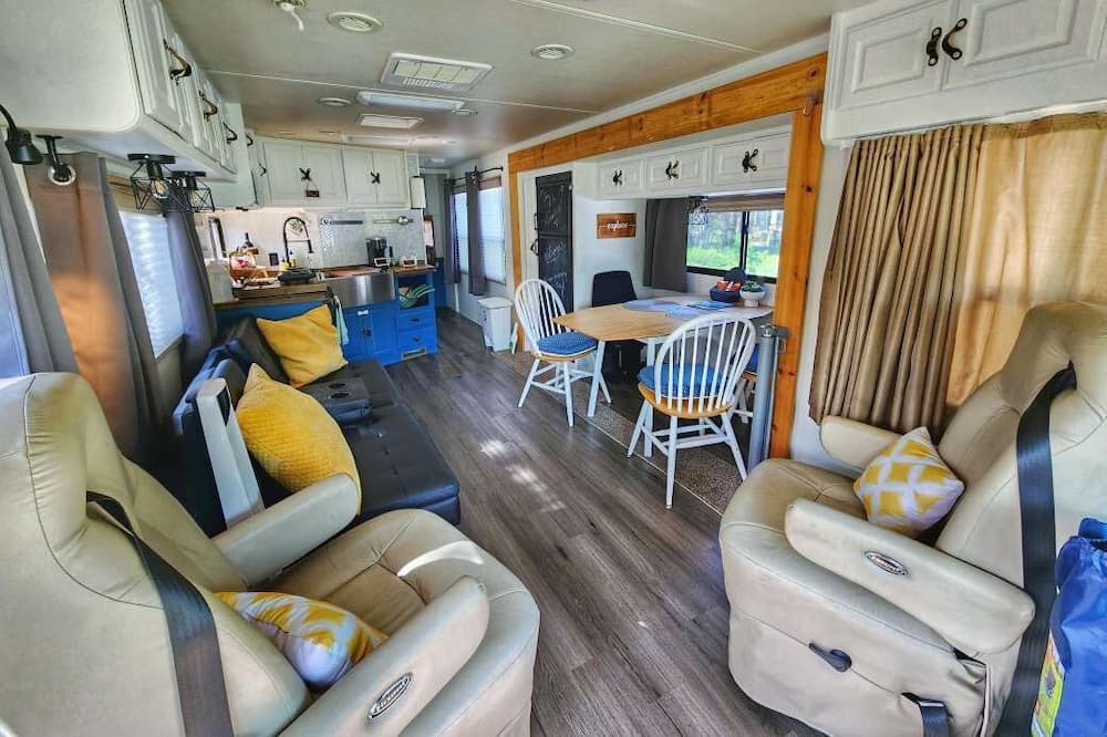 Photo of Livingroom in Marion