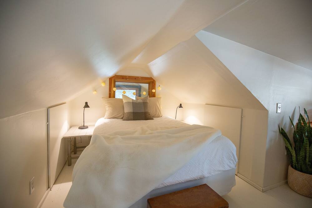 Photo of Bedroom in Missoula