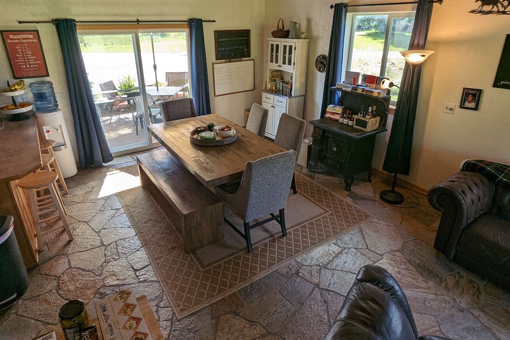 Photo of Livingroom in Ronan