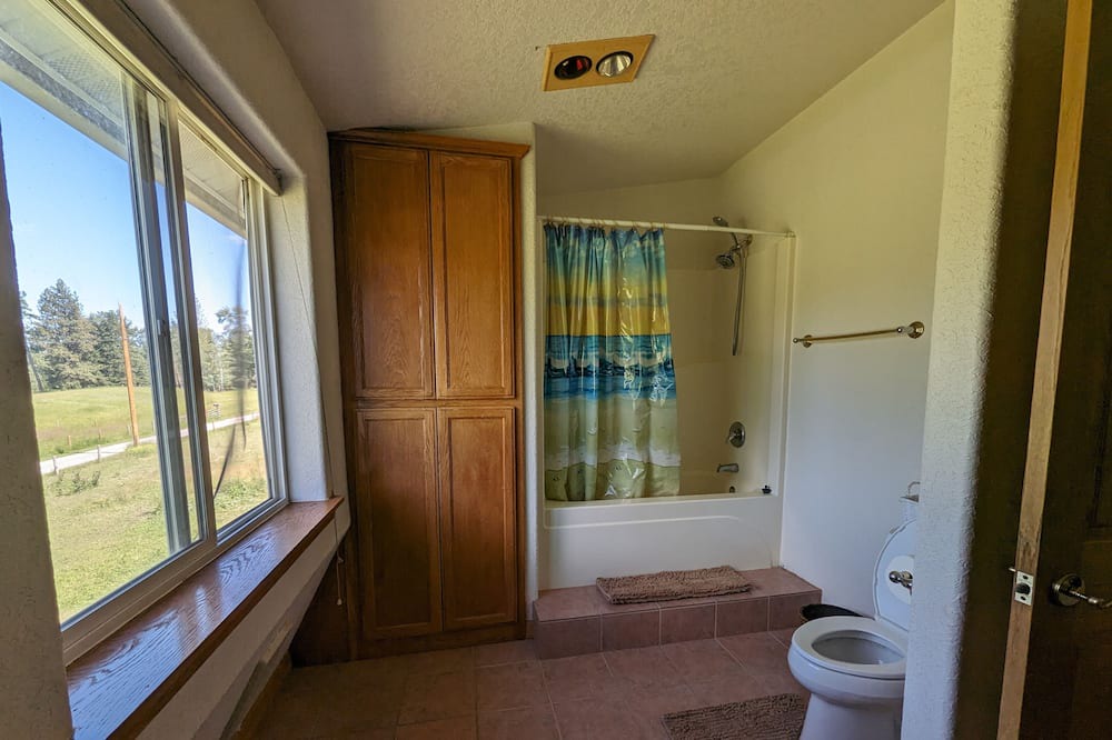 Photo of Bathroom in Ronan