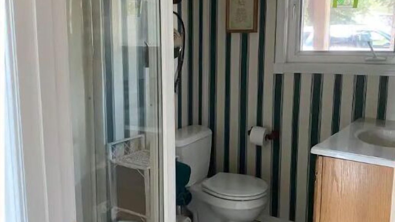 Photo of Bathroom in Marion