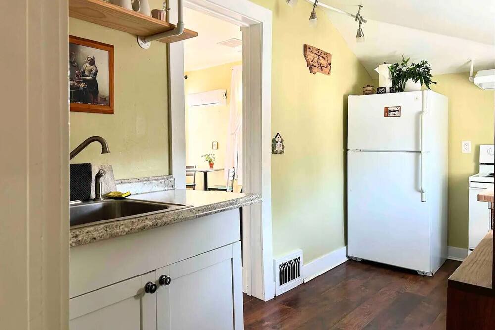 Photo of Kitchen in Riverfront