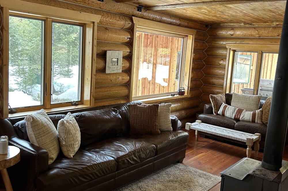 Photo of Livingroom in Drummond