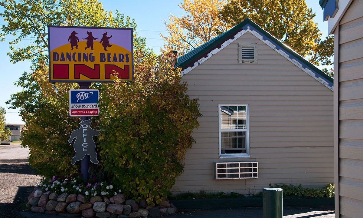 Photo of Outdoor in East Glacier Park Village