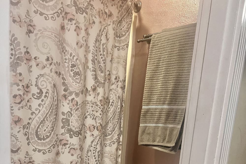 Photo of Bathroom in Orchard Homes