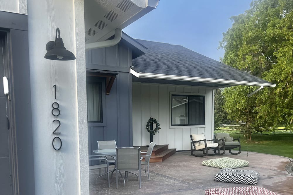 Photo of Outdoor in Orchard Homes