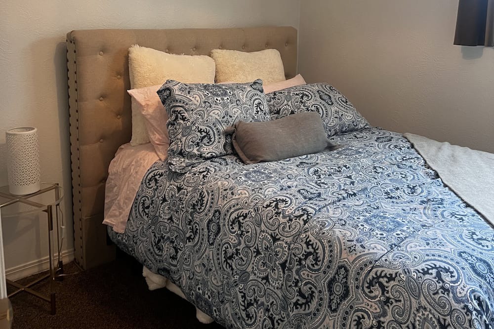 Photo of Bedroom in Orchard Homes