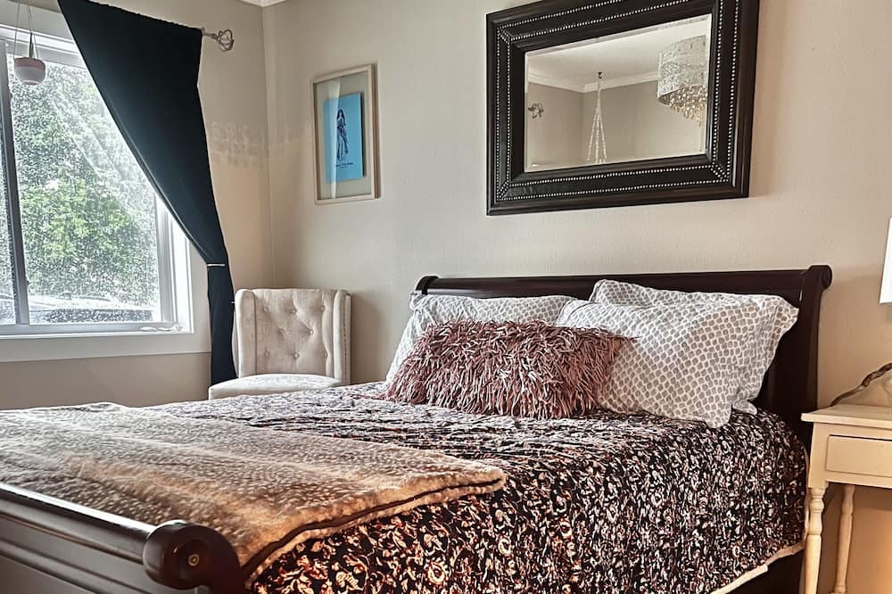 Photo of Bedroom in Orchard Homes