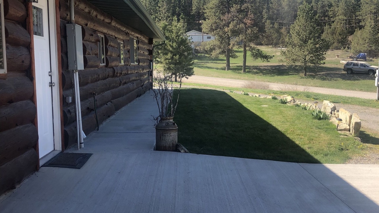 Photo of Patio Balcony in Roundup