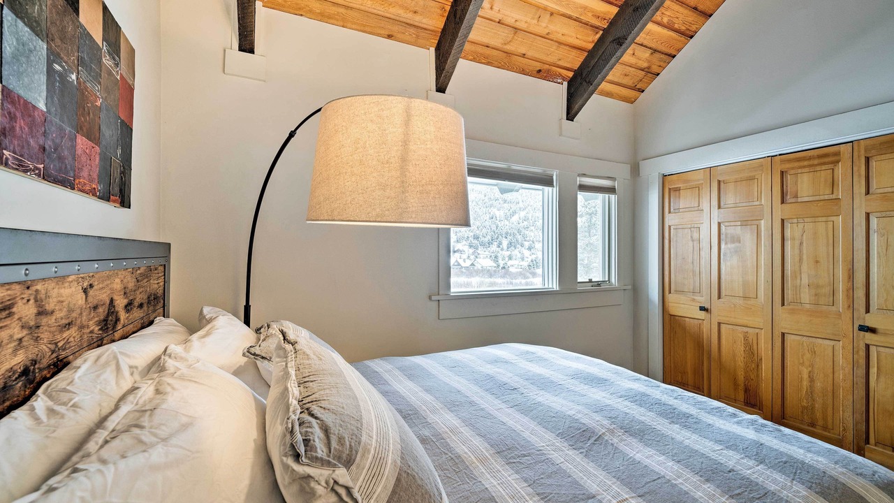 Photo of Others in Big Sky Meadow Village