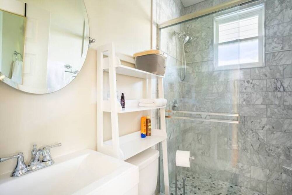 Photo of Bathroom in West University