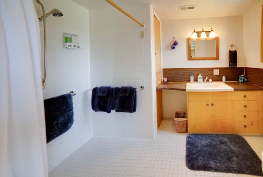 Photo of Bathroom in Darby