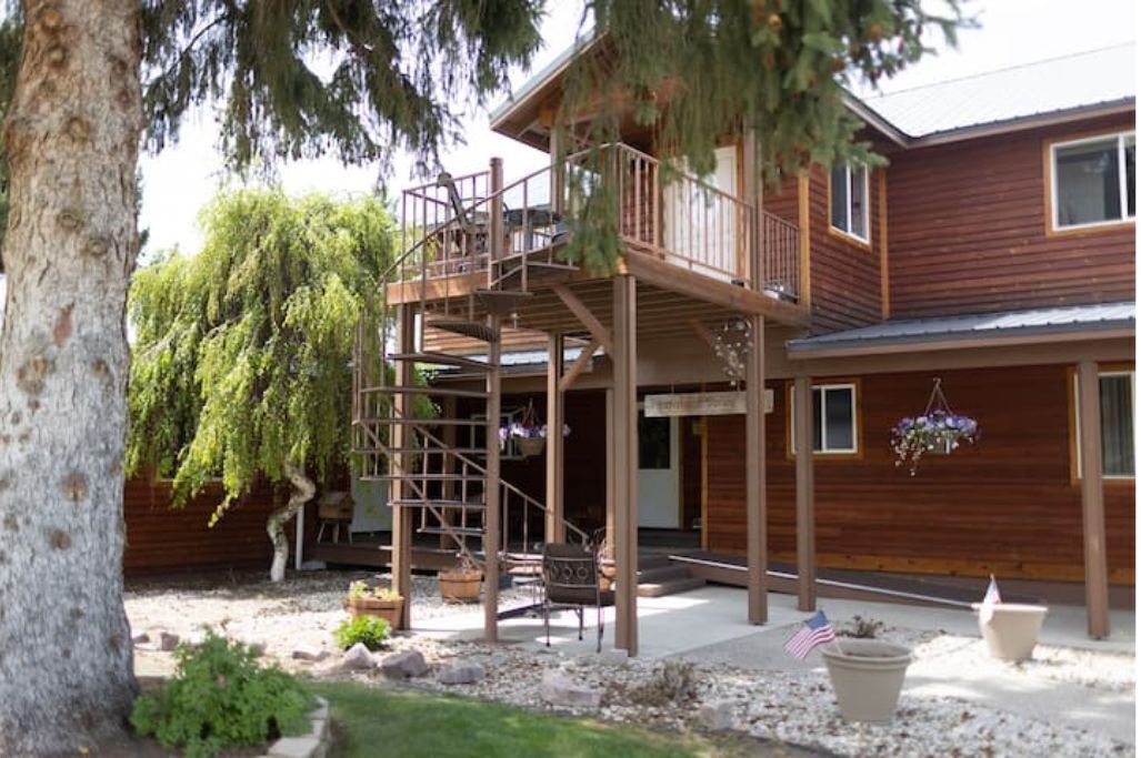 Photo of Outdoor in Darby