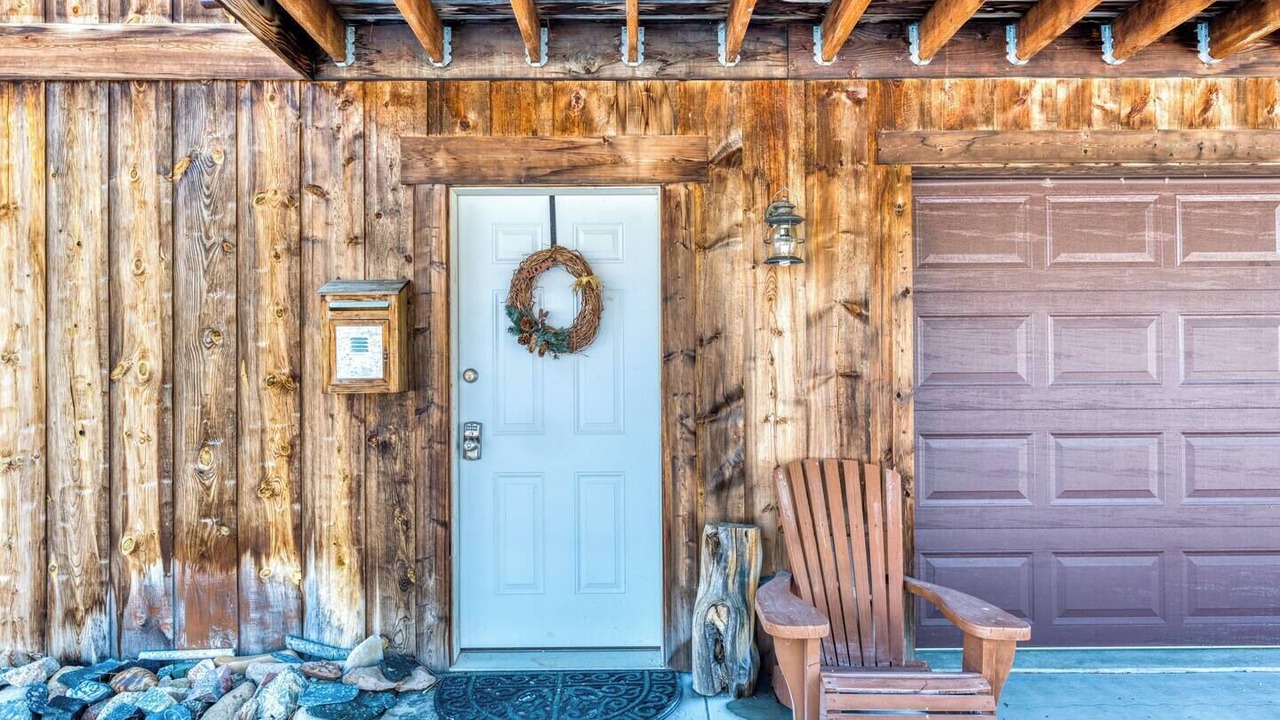 Photo of Outdoor in Conner