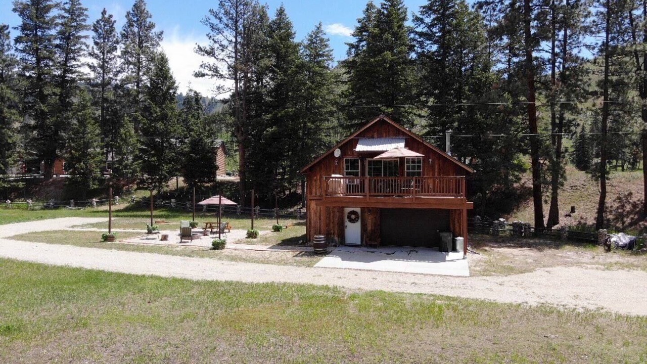 Photo of Outdoor in Conner