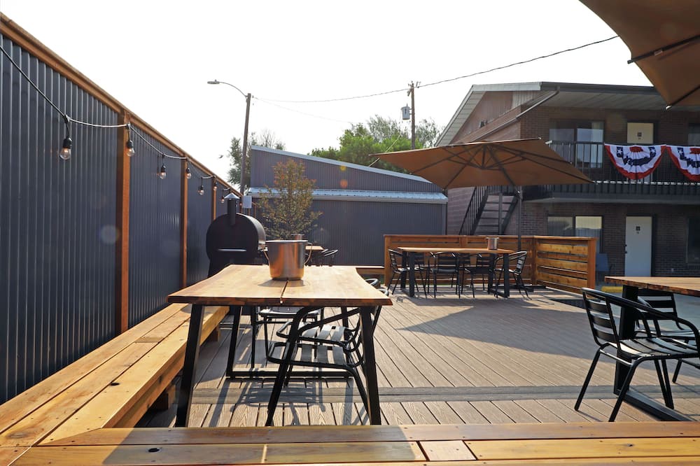 Photo of Outdoor in Roundup