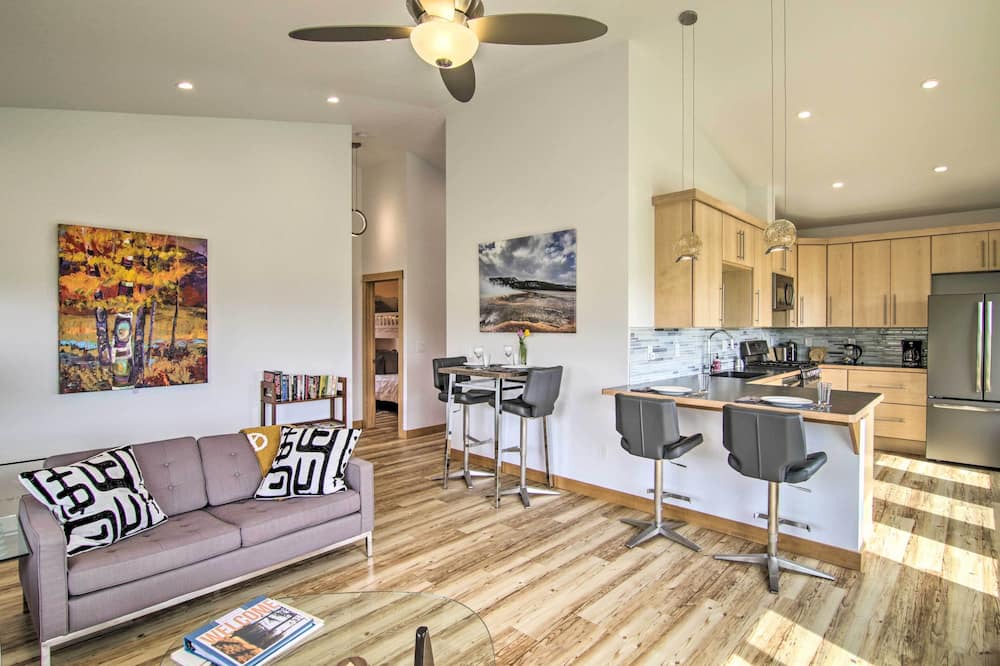 Photo of Livingroom in Big Timber