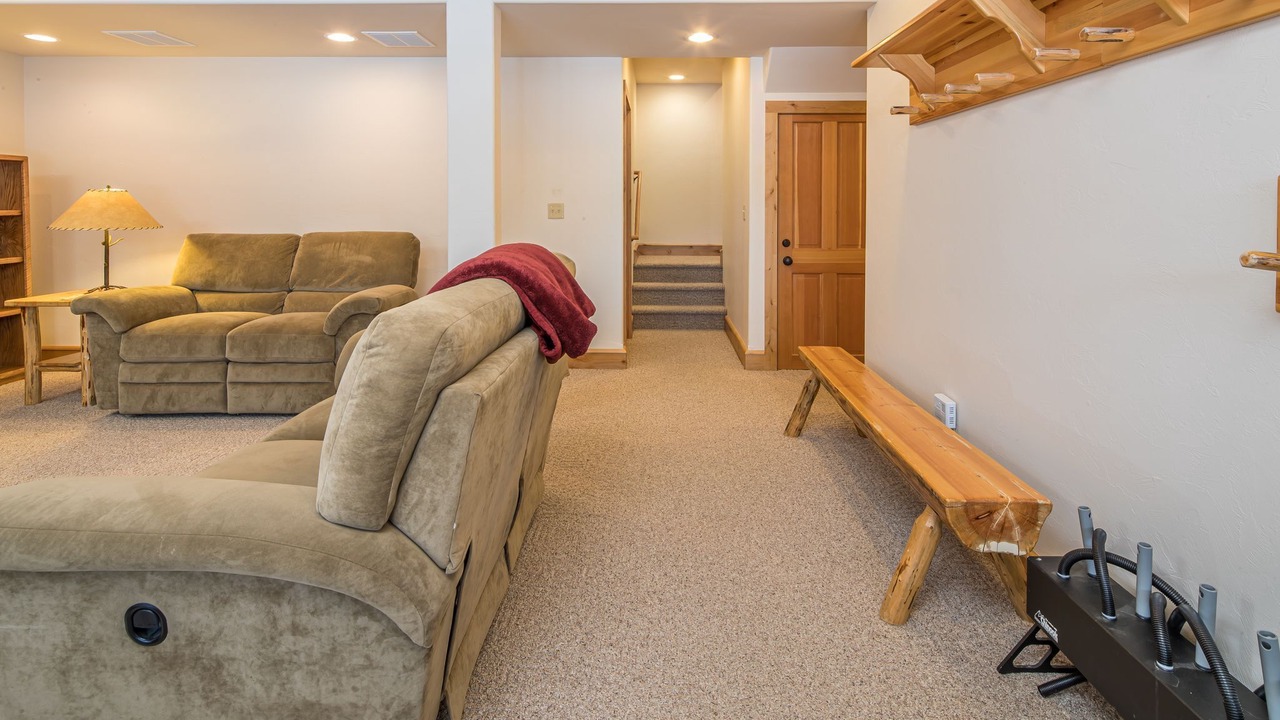Photo of Livingroom in Powder Ridge