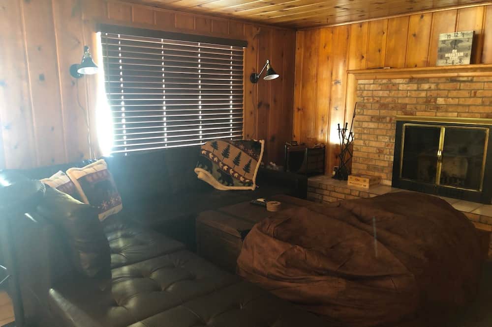 Photo of Livingroom in Sula