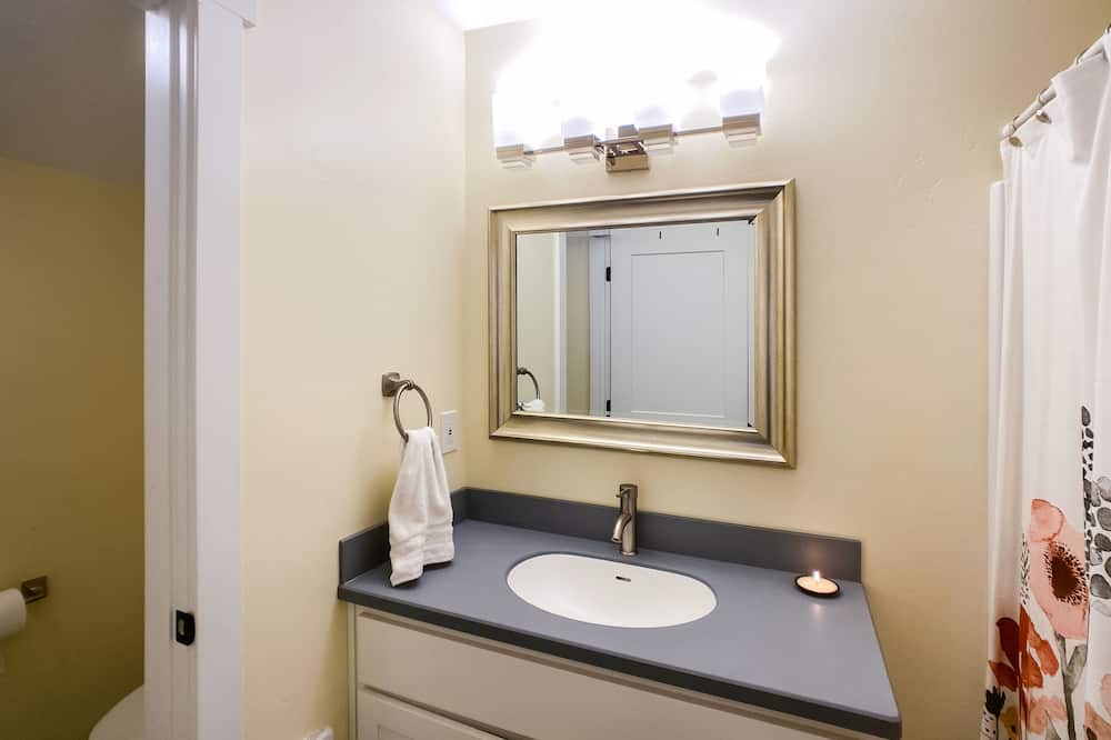 Photo of Bathroom in Corvallis